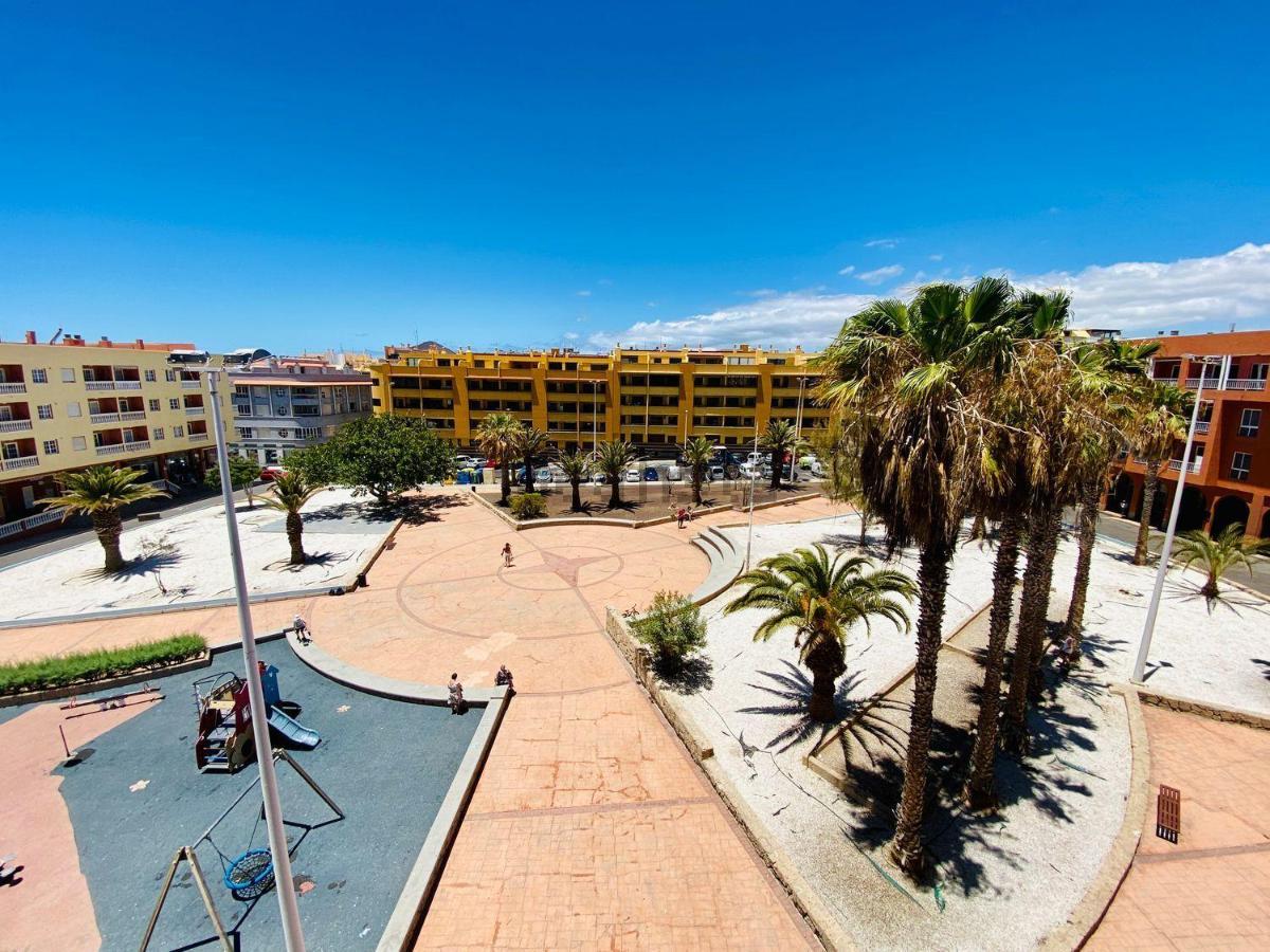 New 140M2 Loft-Style Flat At Town Heart, 3 Beaches Close Casa Leon El Médano Kültér fotó