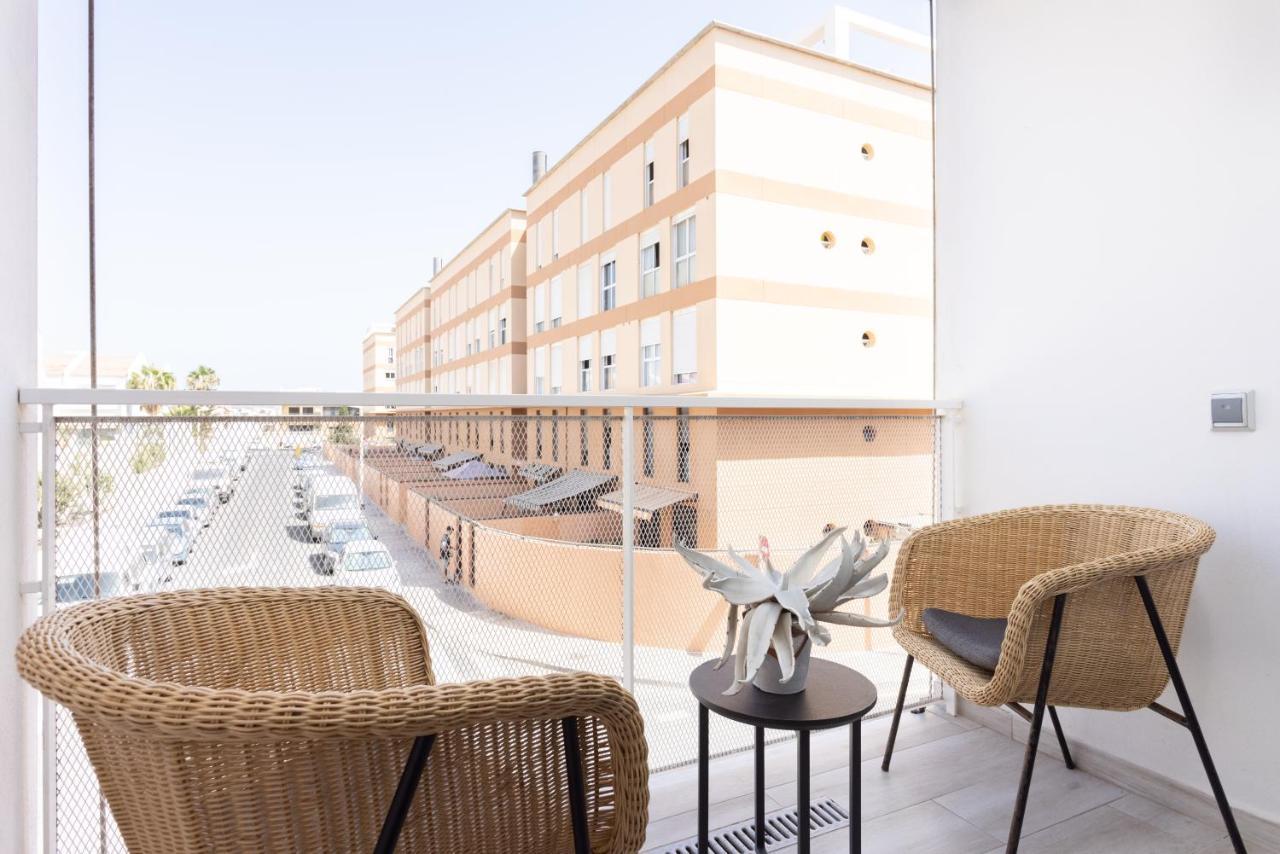 New 140M2 Loft-Style Flat At Town Heart, 3 Beaches Close Casa Leon El Médano Kültér fotó