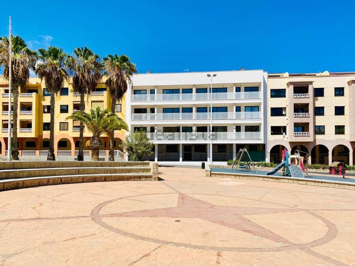 New 140M2 Loft-Style Flat At Town Heart, 3 Beaches Close Casa Leon El Médano Kültér fotó